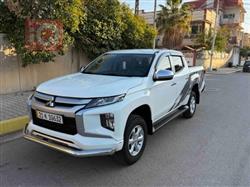 ميتسوبيشي L200